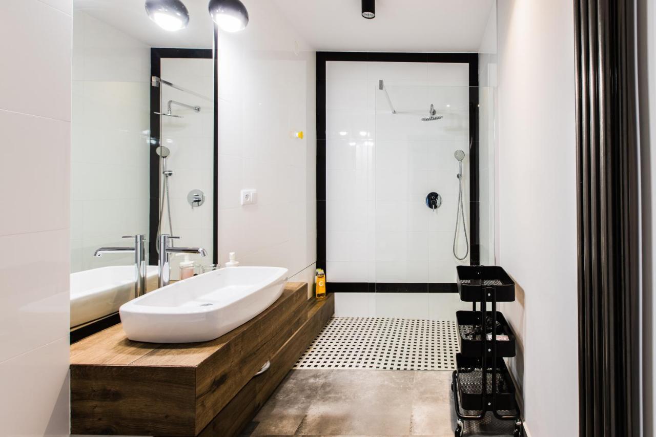 Apartamenty Koci Ogon Torun Bagian luar foto